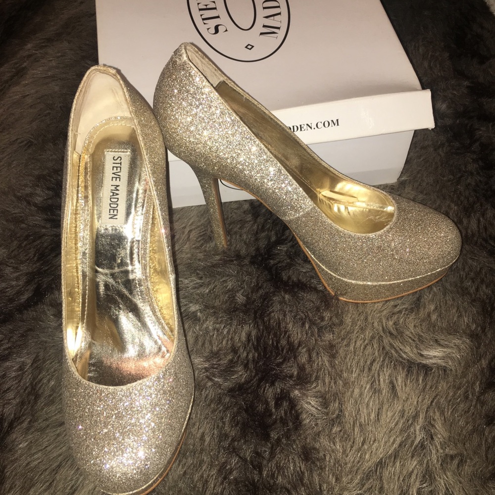 Steve Madden Natalie Gold Glitter Heels